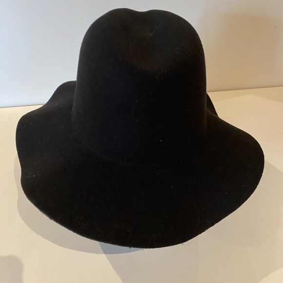 Norla floppy hat. - Picture 4 of 5